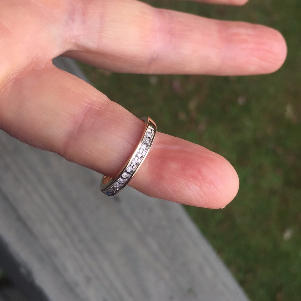 11 Diamonds in 10kt Gold - Picture 2 of 11